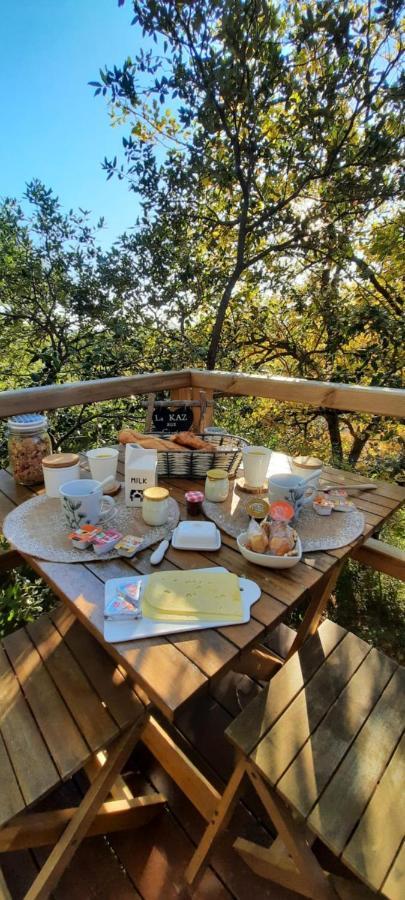 Cabane Dans Les Arbres "La Kaz Aux Cigales" Cuers Dış mekan fotoğraf